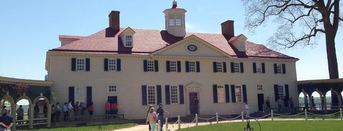 Mount Vernon Mansion is one of Places to Visit in VA.