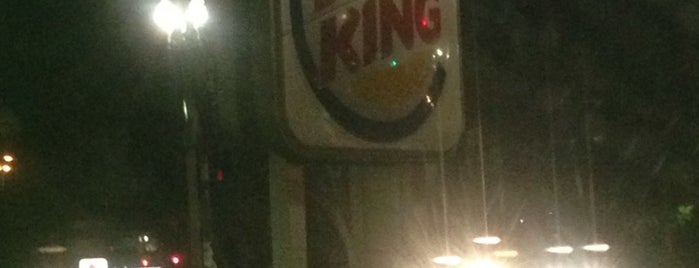 Burger King is one of Lieux qui ont plu à Mouni.