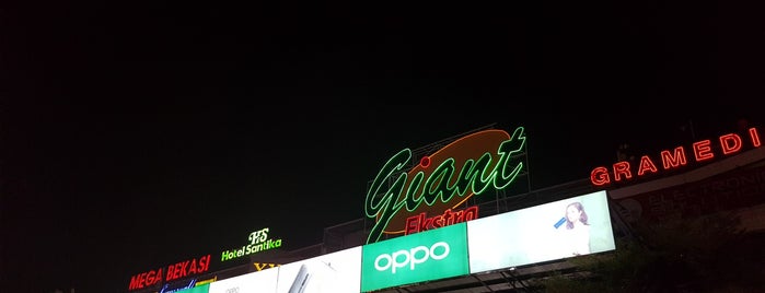 Giant is one of MALL IN BEKASI.