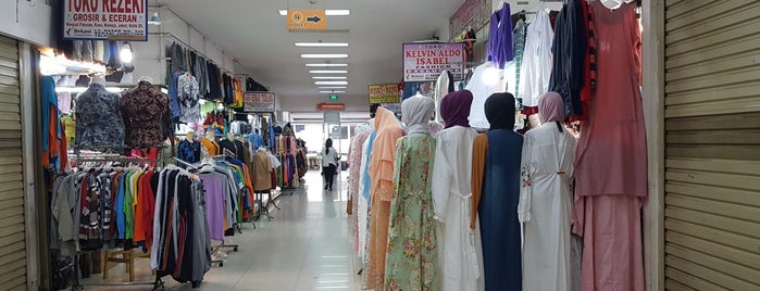 Pasar Proyek Bekasi is one of Jabodetabek Shopping.
