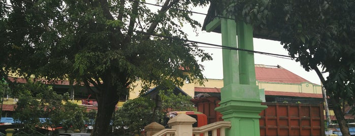 Pasar Bantar Gebang is one of 2014.