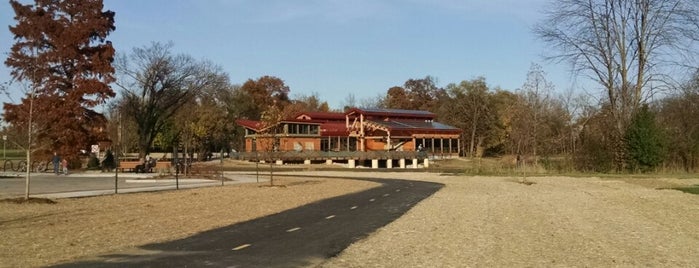 Knoch Knolls Nature Center is one of Jasonさんのお気に入りスポット.