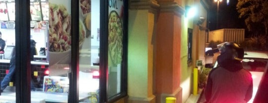 Taco Bell is one of Orte, die George gefallen.