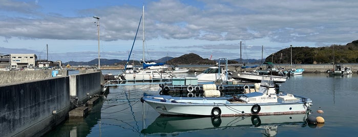 Honmura Port is one of 香川(讃岐).