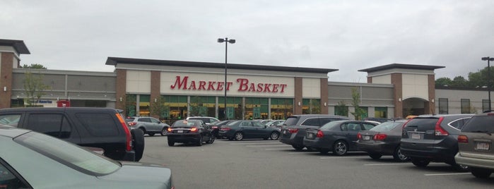 Market Basket is one of สถานที่ที่ Judi ถูกใจ.