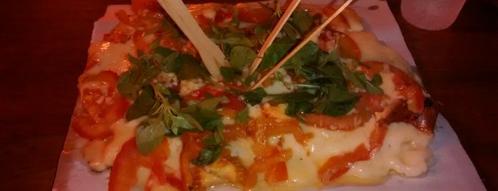 Pizza da Praia is one of Locais curtidos por Dayana.