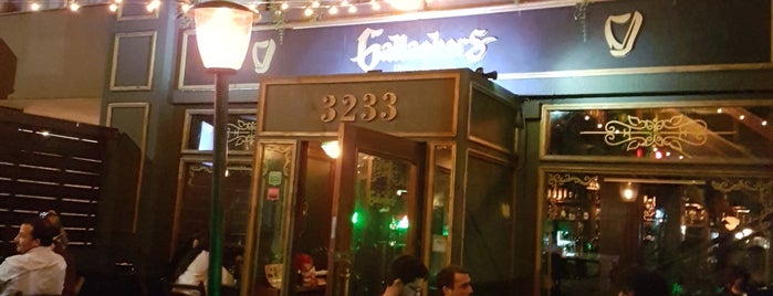 Gallaghers Irish Pub is one of Tempat yang Disukai Fernando.