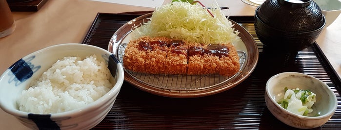 Tonkatsu Maisen is one of Lugares favoritos de Fernando.