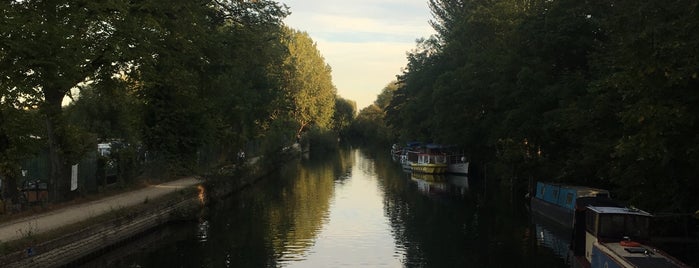 Thames path is one of oxford.