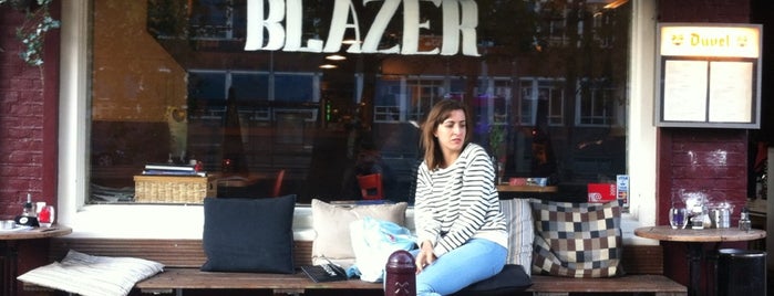 Brasserie Blazer is one of Locais curtidos por Stephania.