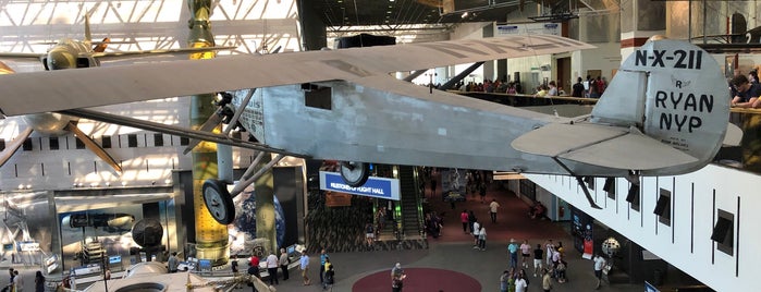 Spirit Of St. Louis is one of DC museums.