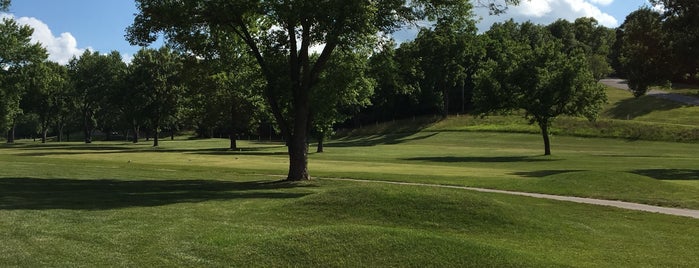 Paradise Valley Golf Course is one of Lieux qui ont plu à Doug.