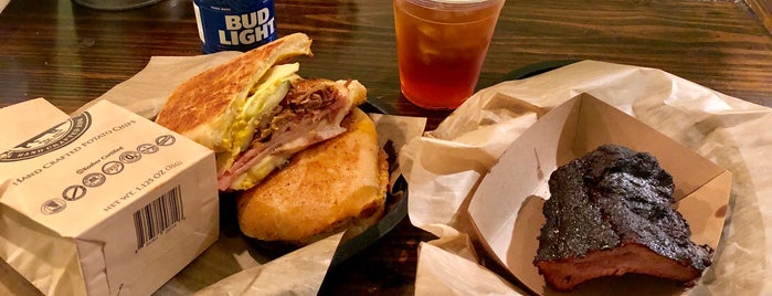 Capitalist Pig is one of Mission: Eat Pulled Pork at every STL BBQ Joint.