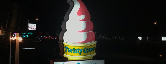 Twisty Cone Ice Cream & Cakes is one of Family Treats.