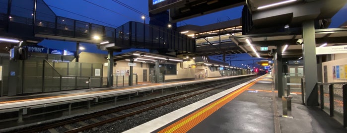 Edithvale Station is one of Melbourne Train Network.