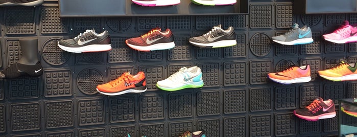 Nike Mitte is one of When I'm in Berlin.