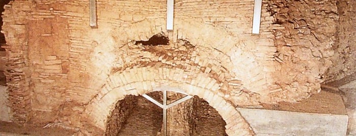 Area Archeologica “Le Fornaci dei Gorghi” is one of Il Garda bresciano.