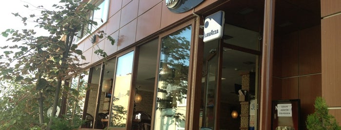 Mountain Cafe is one of Tempat yang Disimpan Göksu.