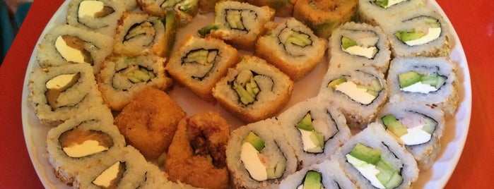 Sushi Pirules is one of Locais curtidos por ᴡ.