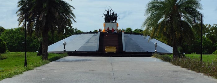 Khai Bang Rachan Park and Monument is one of AngThong/SingBuri/ChaiNat/SuphanBuri/UthaiThani.