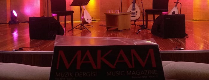 Ziya Taşkent Konser Salonu is one of Locais curtidos por Nermin.