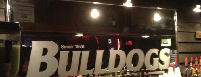 Bulldogs Bar is one of Lugares favoritos de Ray L..