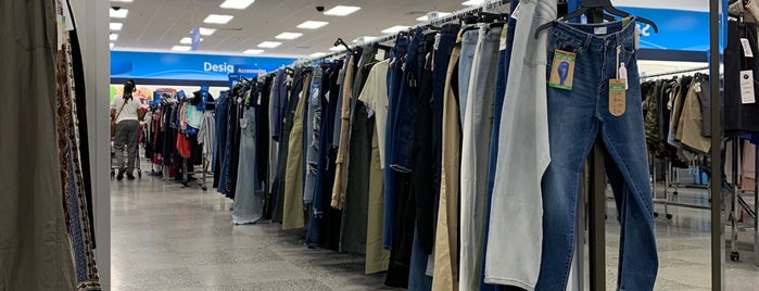 Ross Dress for Less is one of The 7 Best Department Stores in Washington.