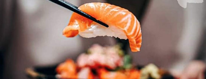 Zen Sushi Bar is one of go makis!.