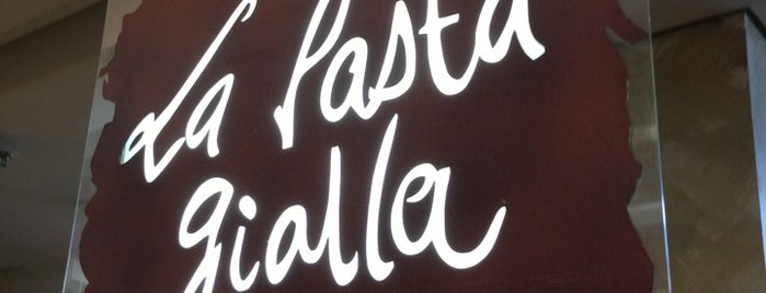 La Pasta Gialla is one of Posti salvati di Ronaldo.