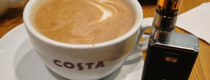 Costa Coffee is one of Tempat yang Disukai Toria.