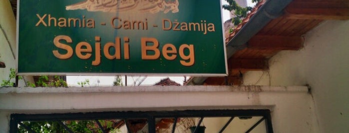 Xhamia e Sejdi Begut is one of Locais curtidos por Gokhan.