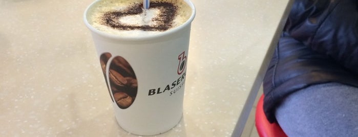 Blazercafe is one of Lieux qui ont plu à Lul9.