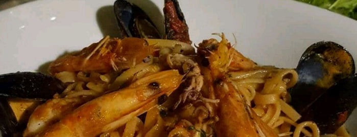 Καστελόριζο is one of Athens Best: Seafood.