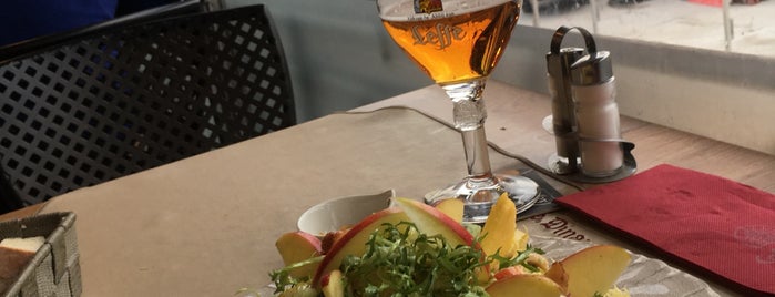 Café Leffe is one of SmS'ın Beğendiği Mekanlar.