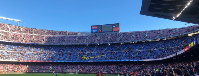 Camp Nou is one of Tempat yang Disukai SmS.