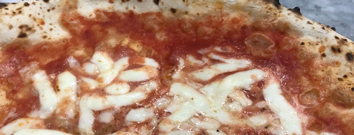 L'Antica Pizzeria da Michele is one of SmSさんのお気に入りスポット.