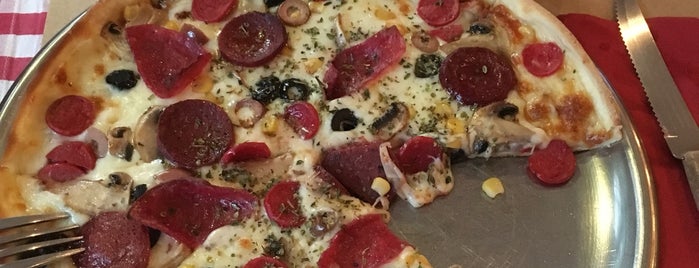 The Italian Cut - Pizza&Kitchen is one of SmS'ın Beğendiği Mekanlar.