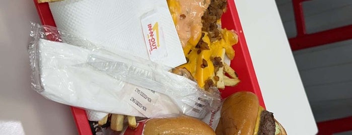 In-N-Out Burger is one of LA Dining.
