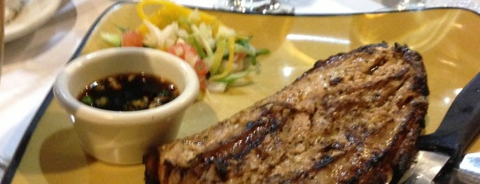 Tito Rad's Grill & Restaurant is one of Tempat yang Disimpan Michelle.