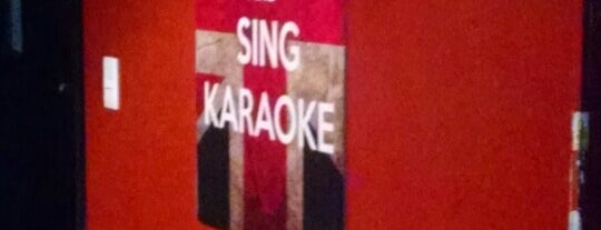 Karaoke Cancion Club is one of Lugares por Ir.