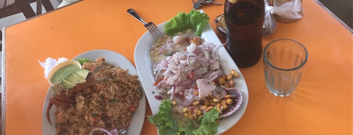 Cevichería El Encuentro is one of A comer en Piura.