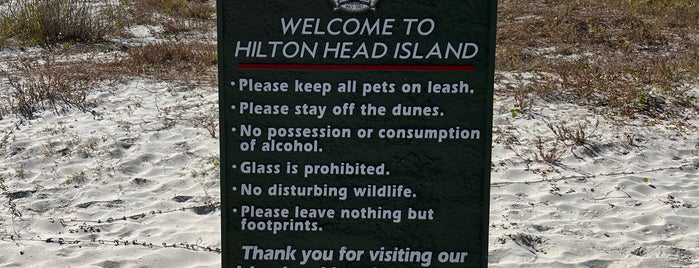 Hilton Head Beach is one of Hilton Head.