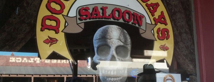 Doc Holliday's Saloon is one of สถานที่ที่ Larry ถูกใจ.