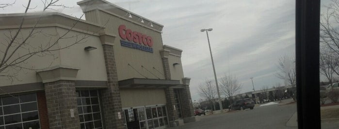 Costco is one of สถานที่ที่บันทึกไว้ของ Dennis.
