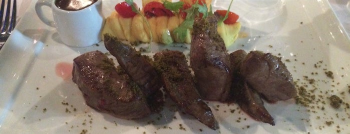 M-eating is one of Best Restaurants in Mykonos.
