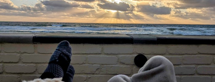 Mission Beach Boardwalk is one of SD Sights.