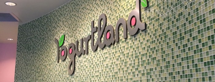 Yogurtland is one of Nnenniqua’s Liked Places.