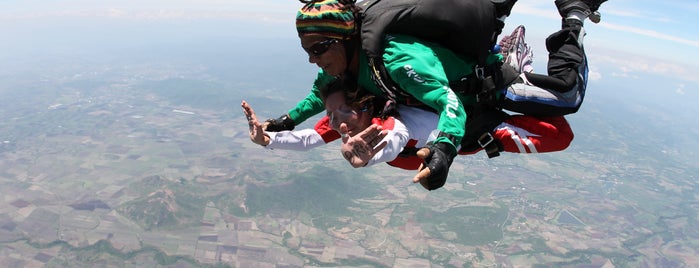 Skydive Cuautla is one of Lugares en México.