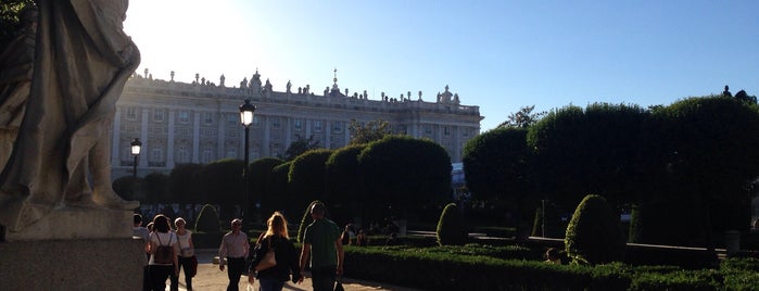 Palacio de Oriente is one of Todas mis listas en una.