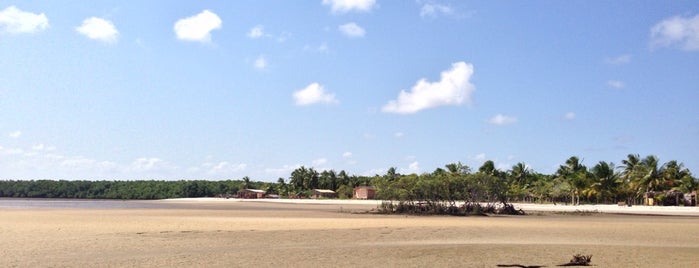 Ilha Do Sossego is one of Orte, die Zé Renato gefallen.